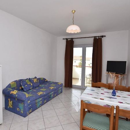 Apartments And Room Kiko Primosten Exterior photo